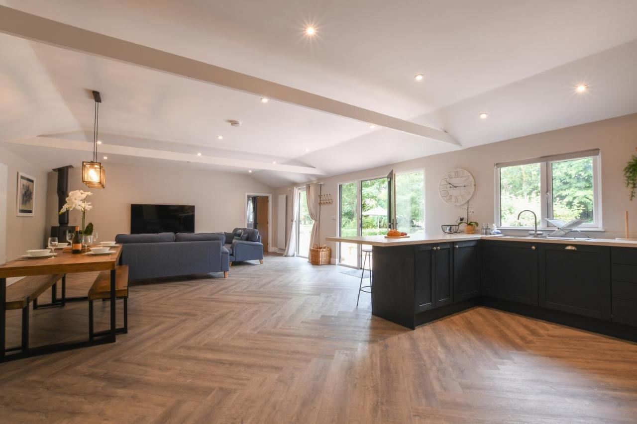 The Piglets Villa Woodbridge Exterior foto